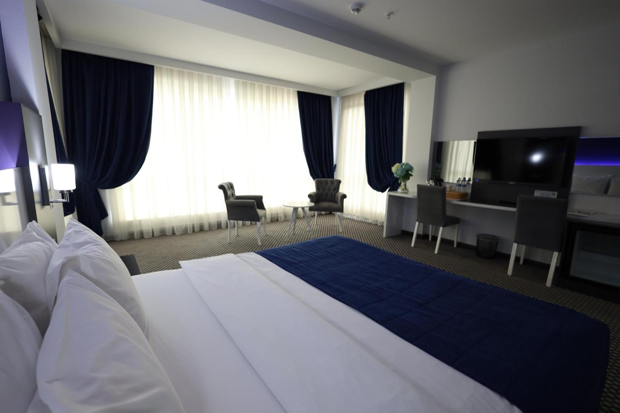 אודיירן Cavit Duvan Prestige Hotel מראה חיצוני תמונה